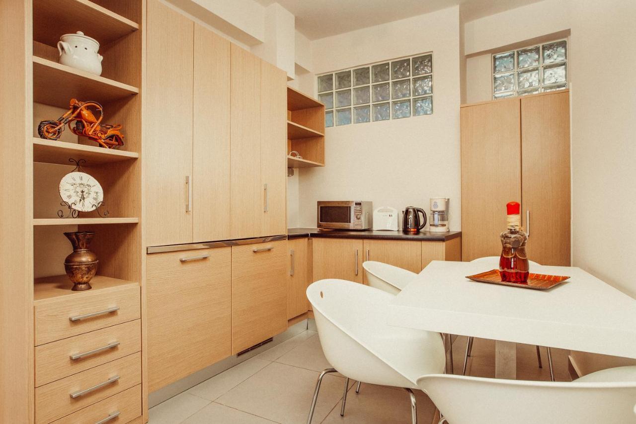Suitas Apartment *